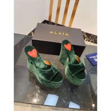 Alaia Sandals